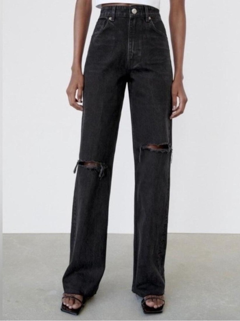 Zara Black High-Rise Wide Leg Distressed Jeans! Size 6